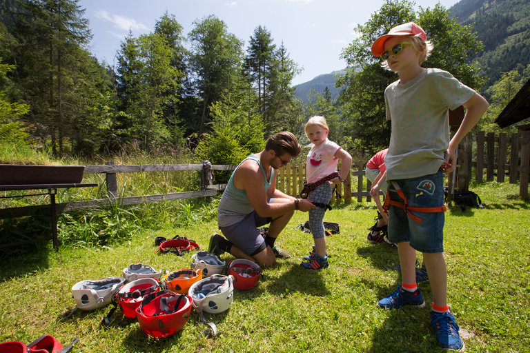 Schnupperklettern für Kinder im Obertal - Impression #2.2 | © Dominik Steiner